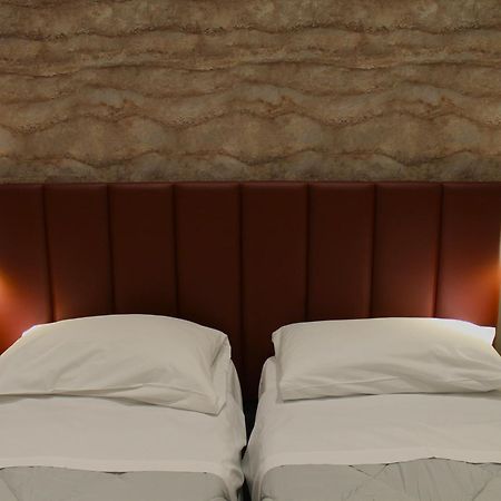 Apartment Miki - Mauro Macchi 91 ミラノ エクステリア 写真