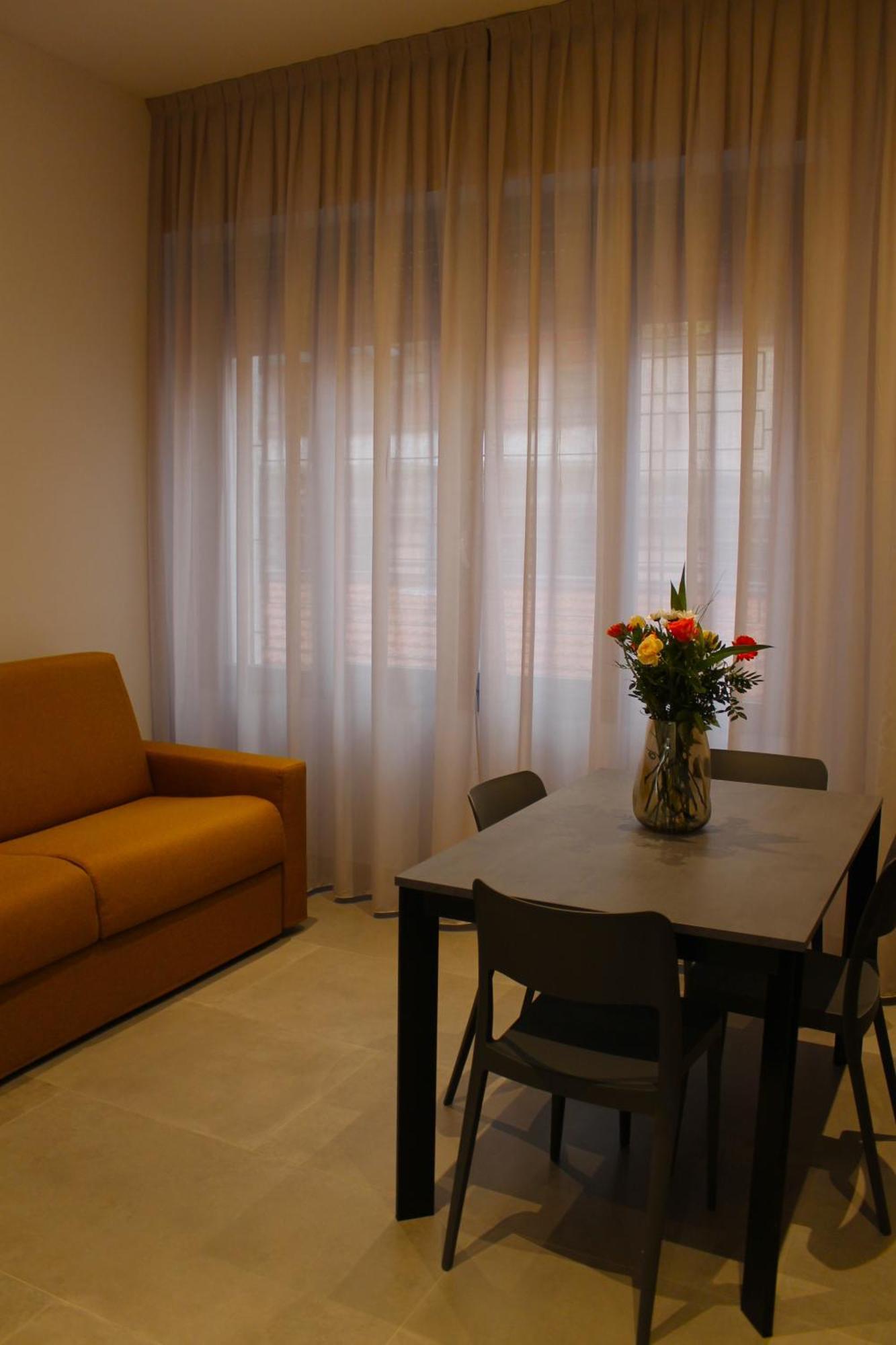 Apartment Miki - Mauro Macchi 91 ミラノ エクステリア 写真