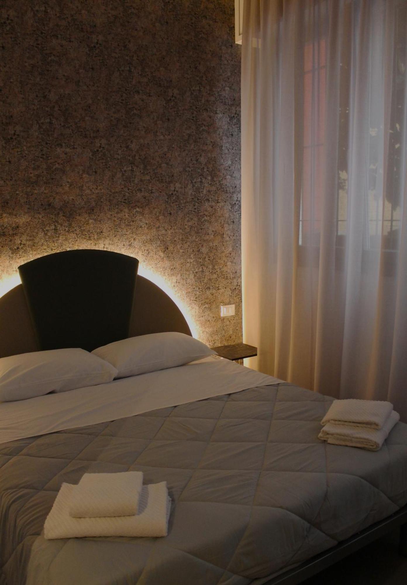 Apartment Miki - Mauro Macchi 91 ミラノ エクステリア 写真